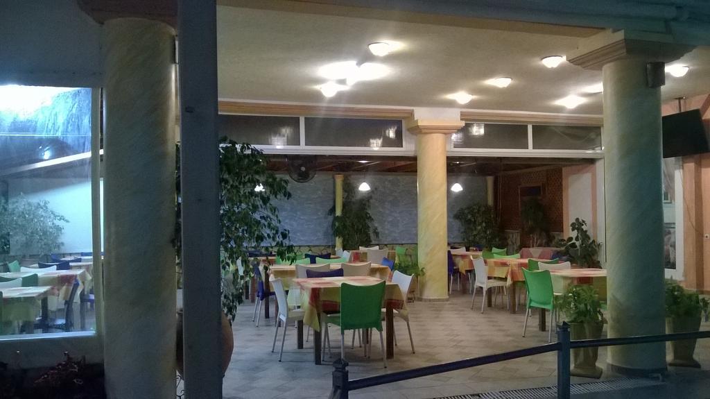 Hotel Spiros Ammoudia Exterior foto