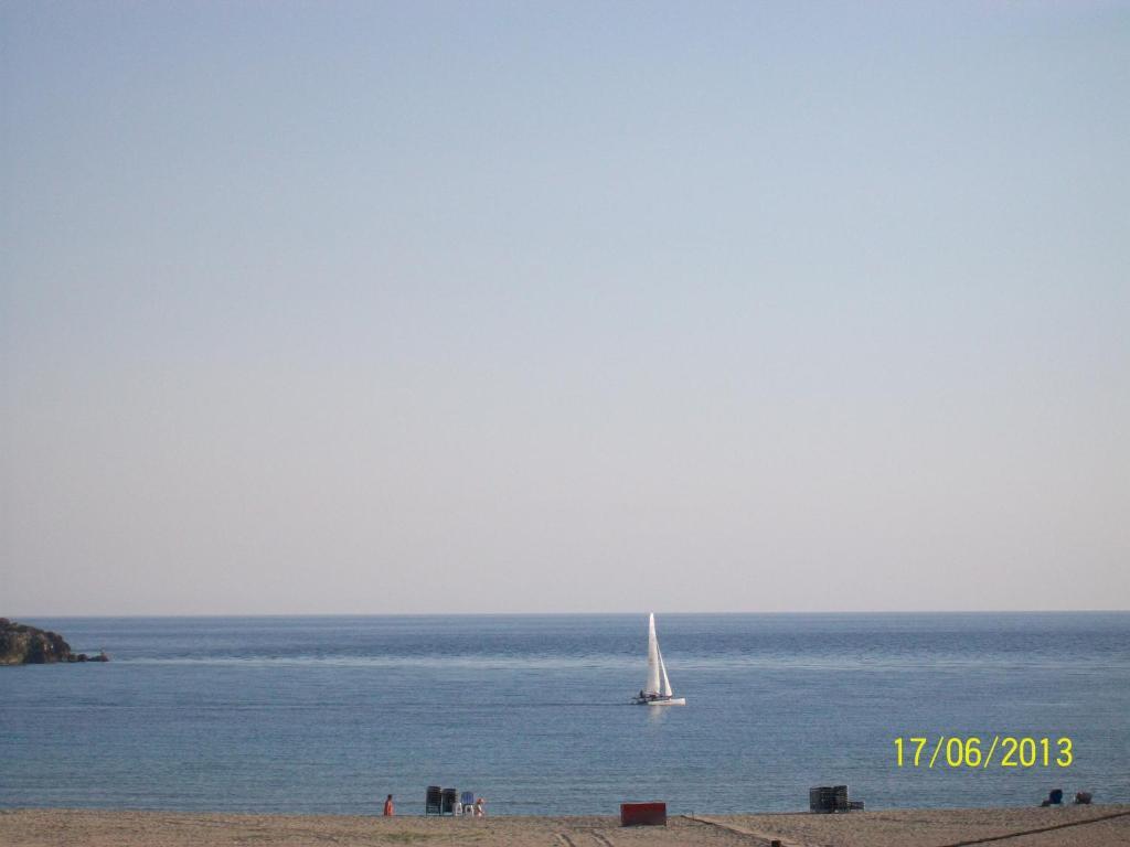 Hotel Spiros Ammoudia Exterior foto